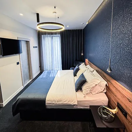 Calma Luxury Bed & Breakfast *